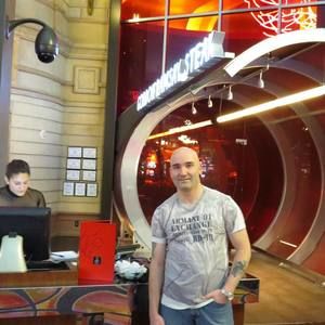 Meet your Posher, Jason